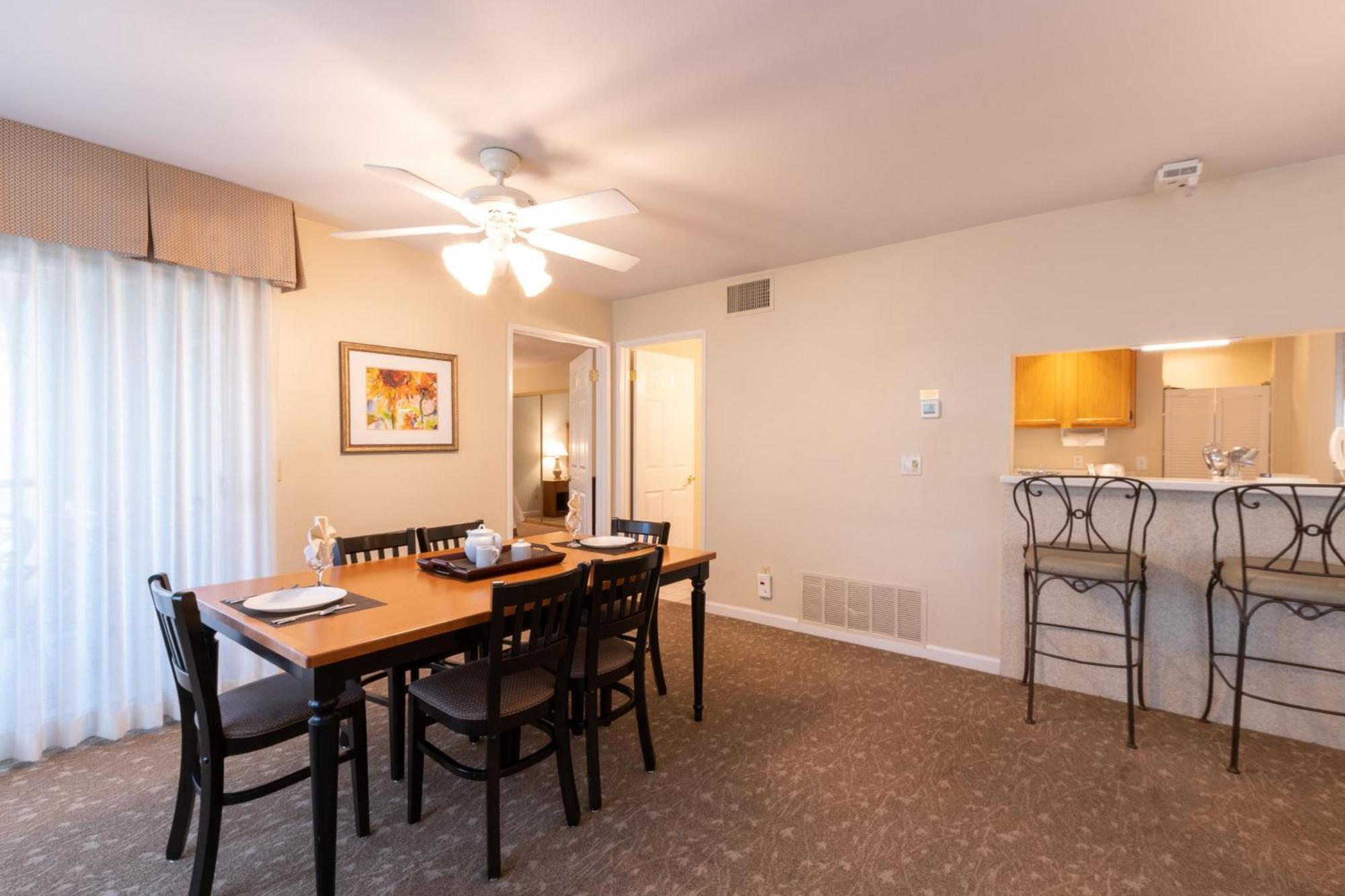 San Diego Country Estates Ramona Room photo